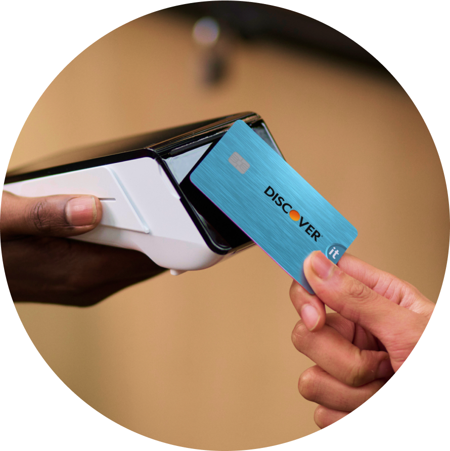 tapping Discover card to pay